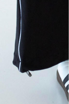 Костюм жіночий